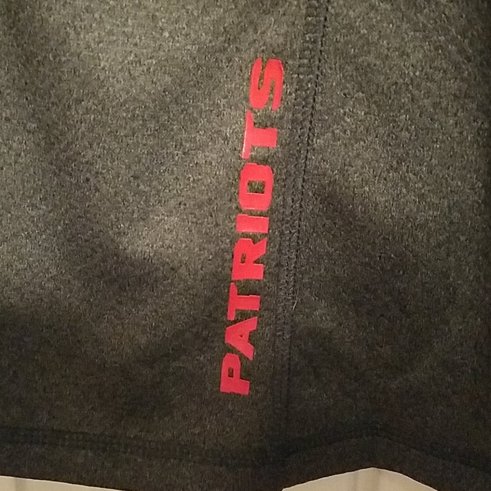 NWT NFL Girls active jacket NE Patriots (B4) - Picture 6 of 7